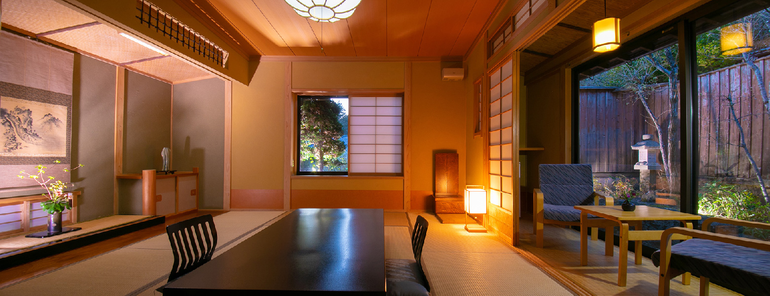 Independent houses with a private outdoor hot spring [10 Japanese tatami mat size] accommodating up to 4 guests