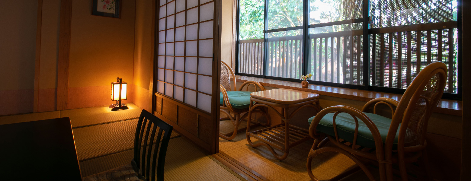 Heart-soothing, pure, natural wood Main block- Japanese style, composed with a number of independent houses