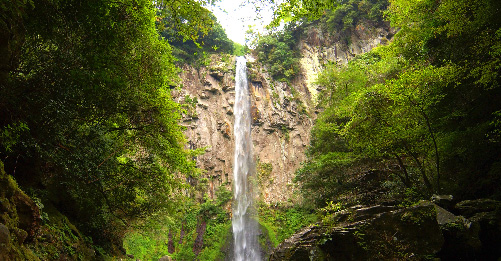 Higashi Shiya Waterfalls